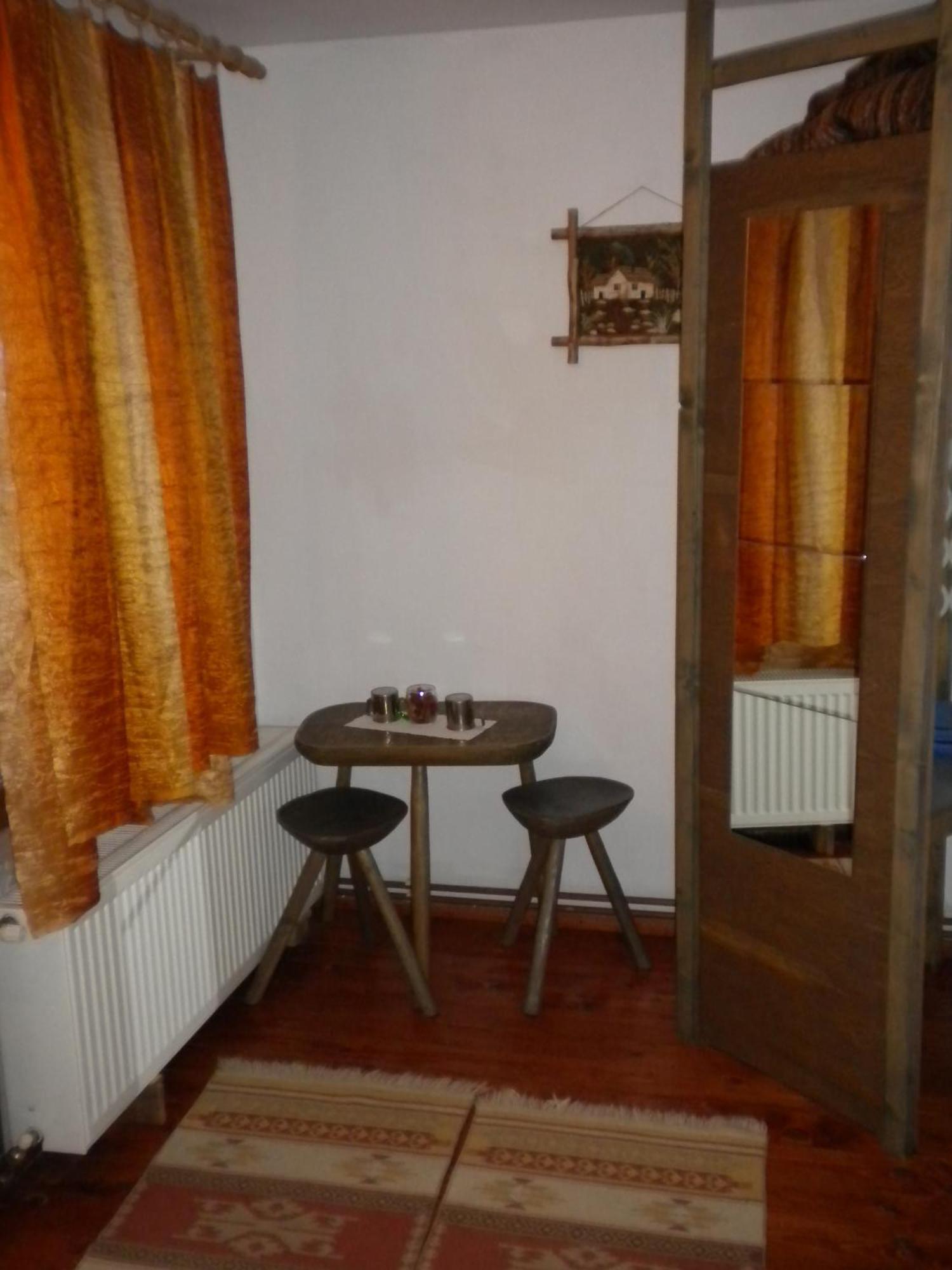 Cabana La Noi Hotel Risnov Bagian luar foto