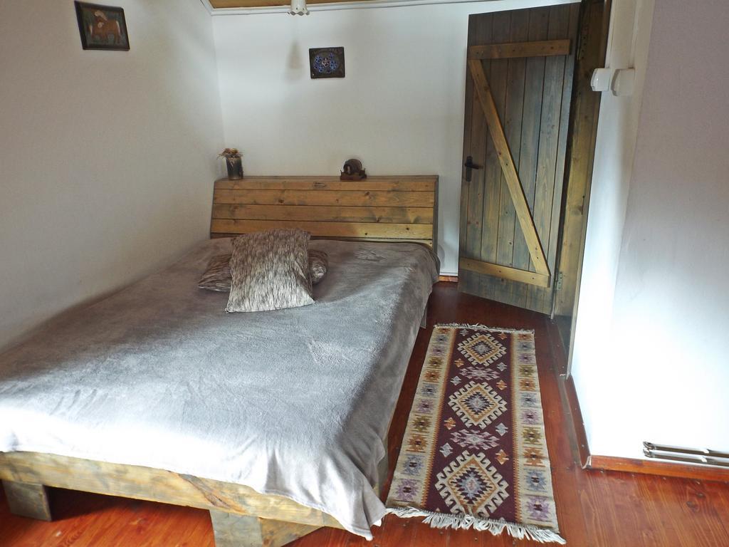 Cabana La Noi Hotel Risnov Bagian luar foto