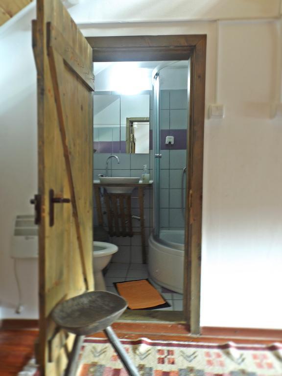 Cabana La Noi Hotel Risnov Bagian luar foto